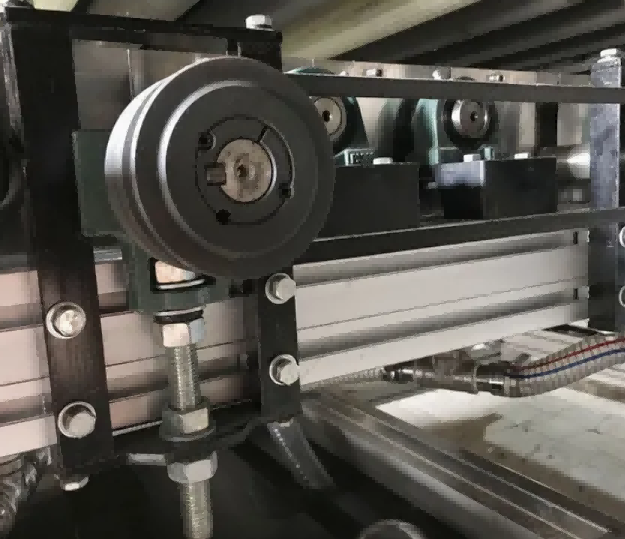 1600mm Yüksək Səmərəli Tam Avtomatik Horizontal İzolyasiyalı Şüşə Yuma və Qurutma Maşını