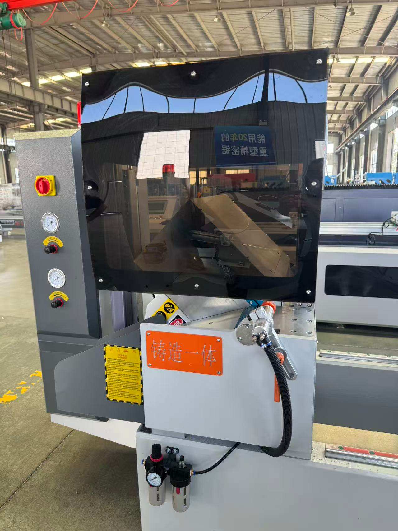 550 CNC Xarici Swing Həssas Kəsmə Saw, 45°/90°