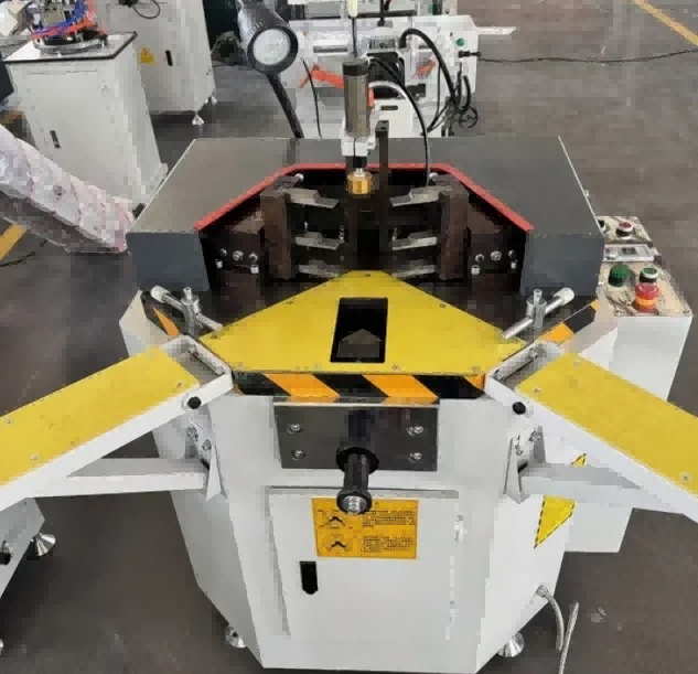 Dəqiq 140 mm Alüminium Profil Künc Kıvrım Maşını